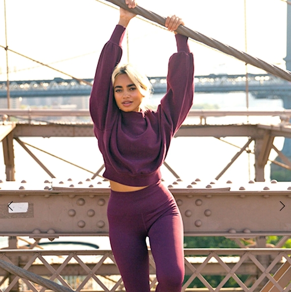 SPIRITUAL GANGSTER Blake Mock Neck Crop Sweatshirt - Picture 2 of 14